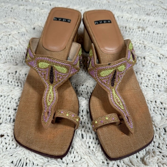 VTG Hype Embroidered Chunky Block Heel Square Toe Embroidered Thong Sandal SZ 8 - Picture 3 of 14